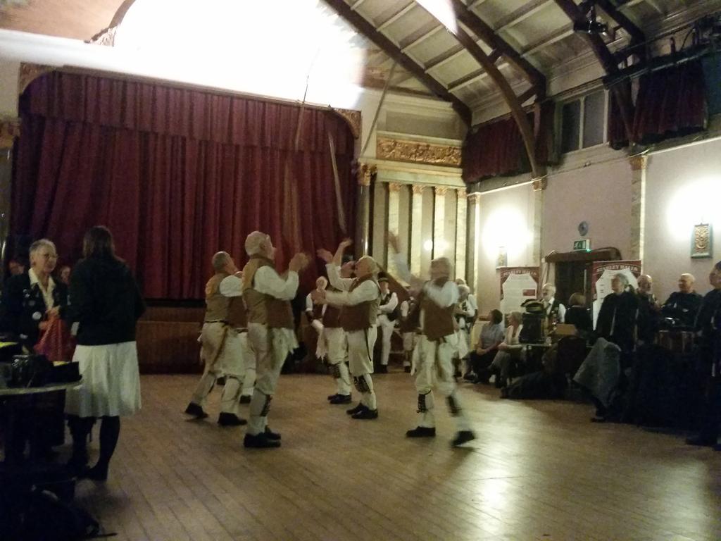 RampantRooster's tweet photo. "@NorthWoodMorris: Hats off &amp; sticks up to Greenwich Morris! And they did catch them all! :) http://t.co/zRu8KHN5il" @squiregmm