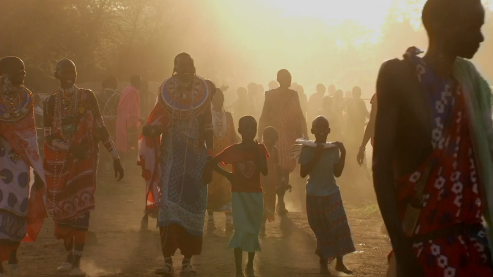 rewildproject's tweet photo. How do the Maasai live alongside their deadly enemies — prides of lions? https://t.co/hWzmy9GH8i  https://t.co/zMGFyyxubs