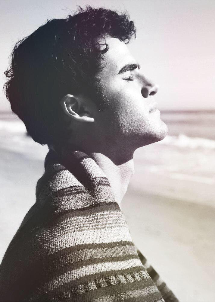 Happy birthday Darren Criss 