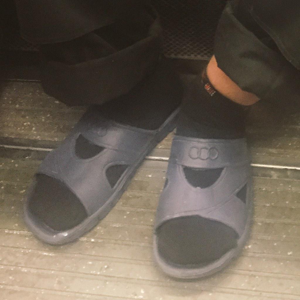 stuartbertram's tweet image. Saw 3 blasts from the past 2day! Socks &amp;amp; flip flops. Business man using Bluetooth earpiece. Mullet with a pony tail.