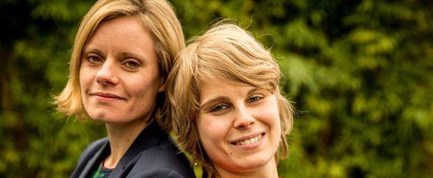 Ellen Van Den Berghe, Young ICT Lady of the Year buff.ly/16vXVDk via <a href="/datanews_nl/">Data News NL</a> <a href="/EllenBerghe/">Ellen Van den Berghe</a> #proud