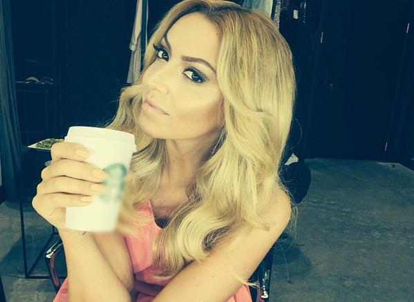 Shadi_hadiseem's tweet photo. sen benim en guzel masalimsin :* @Hadise http://t.co/ofo4es0ZAx