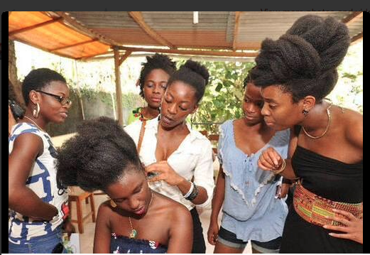 maureenagena's tweet photo. I love African Natural Hair. This is what my hair looks like .Much love. Photo via @IamMzilikazi #TobeAfrican http://t.co/byrr2fiFck