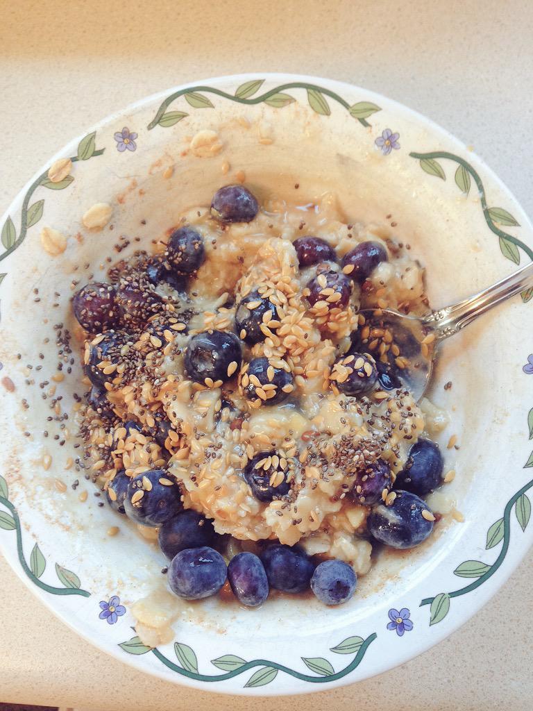 BILOMichelle's tweet photo. @BILOSuperSaver had a gr8 deal on fresh blueberries this week! Perfect topping to my morning oats! http://t.co/fcG9LYO78m