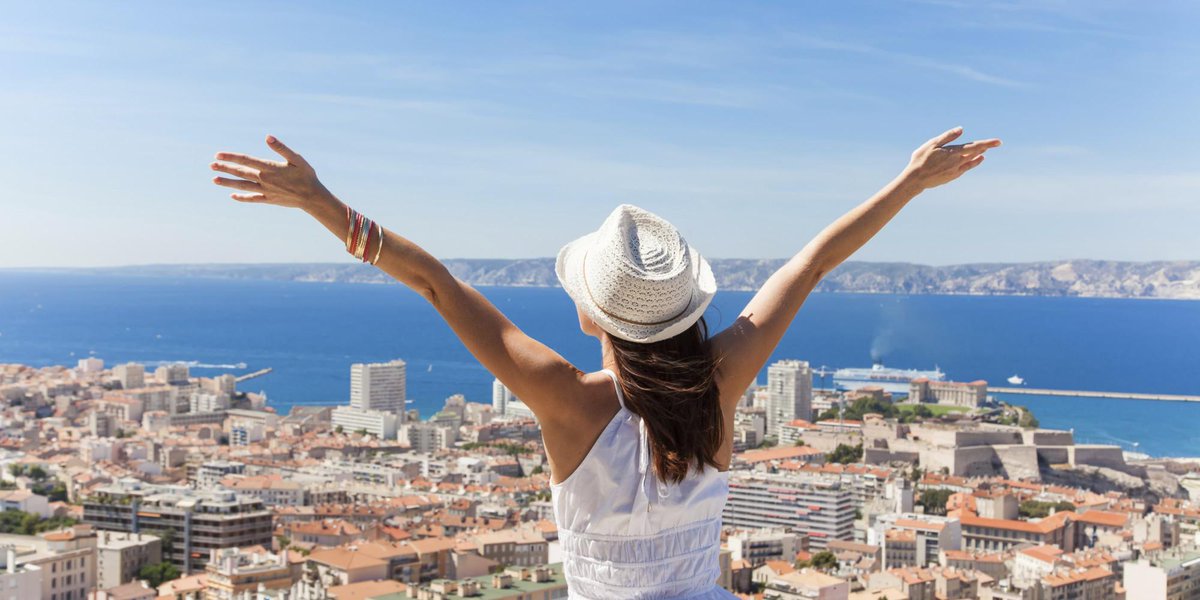 dash_bell's tweet photo. "How Traveling Helps You Succeed in Business" Thanks @HuffPostTravel - great post by our CEO @sweetcarolinepb #travel http://t.co/y5PqOtCjXb