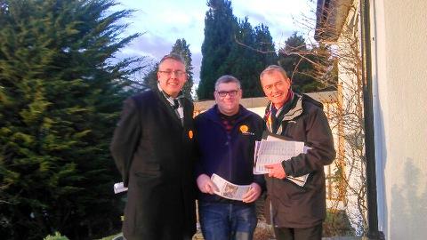 timfarron's tweet image. Out on #libdemdoorstep with @CllrCJHogg and Keith Hurst-Jones