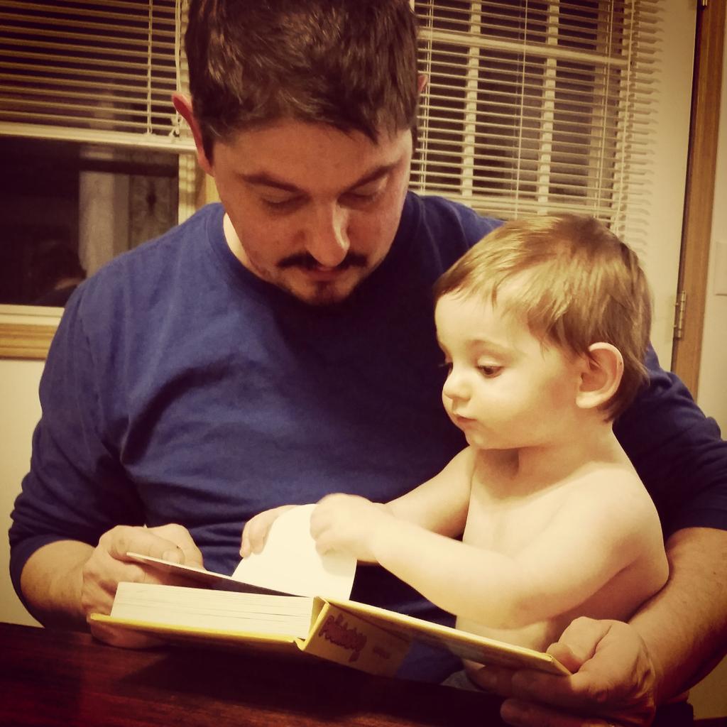 rrscollins's tweet photo. Daddy and Son http://t.co/crC4sekg0c