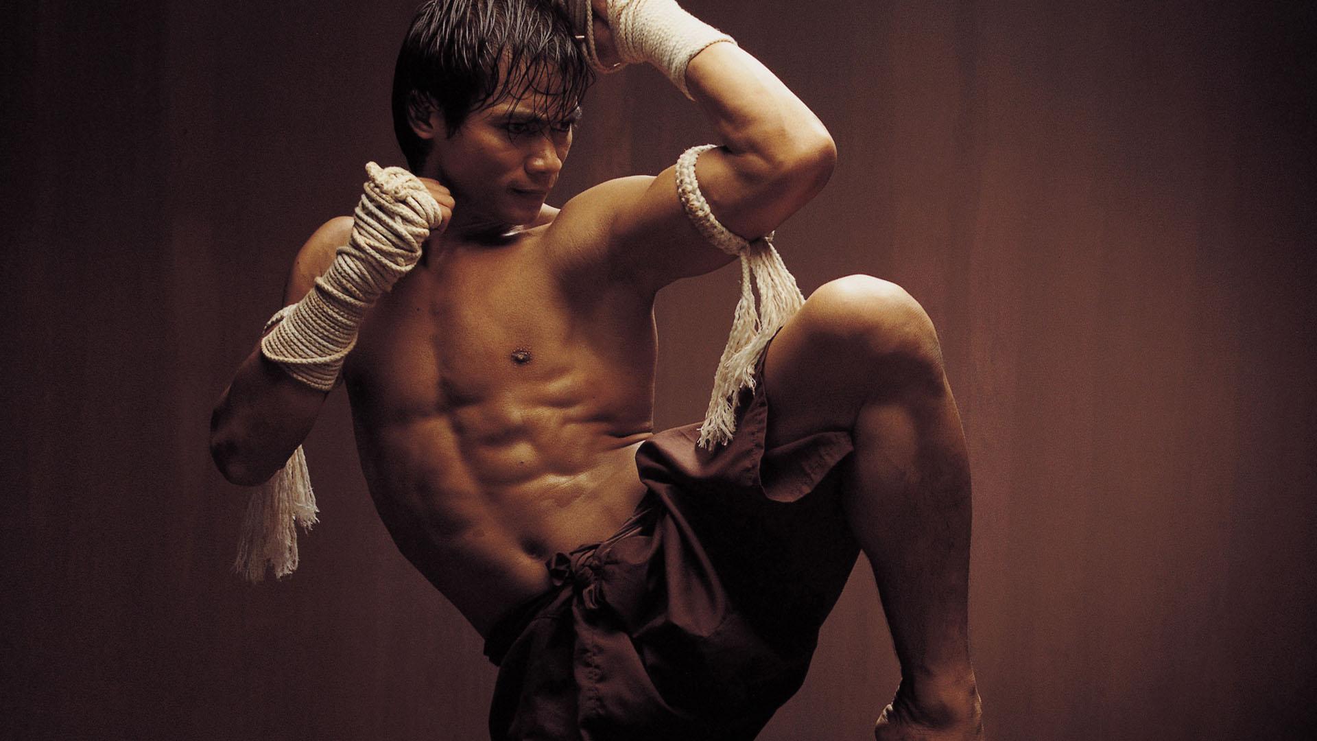 Wishing a Happy Birthday to Ong Bak\s Muay Thai master, Tony Jaa. 