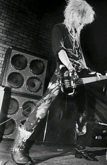 Happy birthday, duff mckagan. 