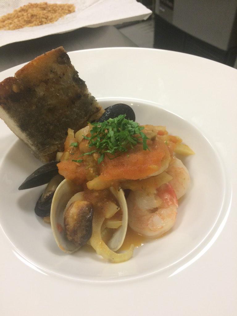 The Bespoke Kitchen tweet media