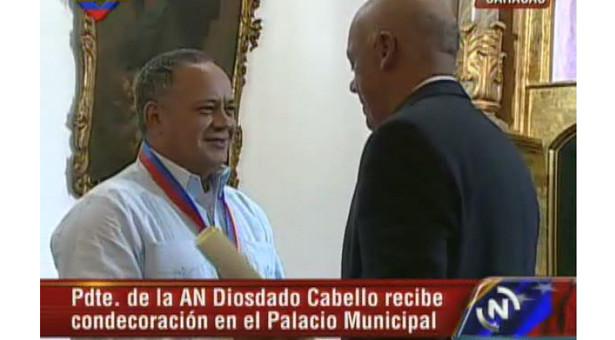 DiarioContraste's tweet photo. #Diosdado: “Ya firmé #Para que mi #Abogado actúe #Contra la  ... http://t.co/LlN5s0WhLR #Actue #QueMi #YaFirme http://t.co/HCsqqBpN3h