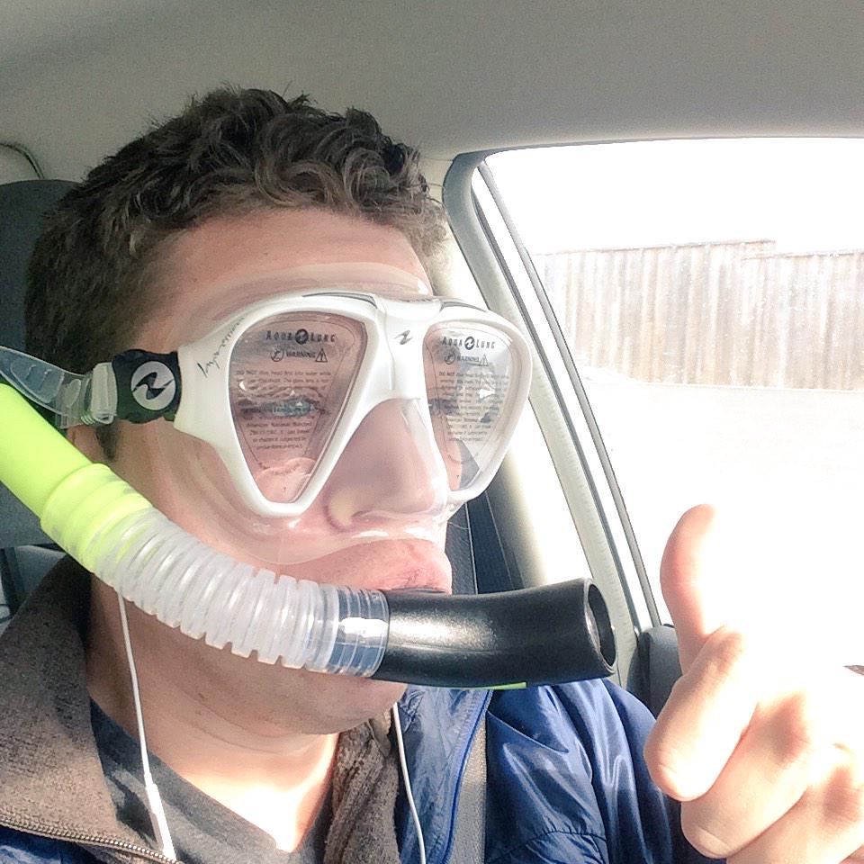 JoshFlom's tweet photo. More than a little excited to learn scuba!! Who needs sunglasses when you have goggles?! #LifeLongLearner http://t.co/QbV6eZhfGi