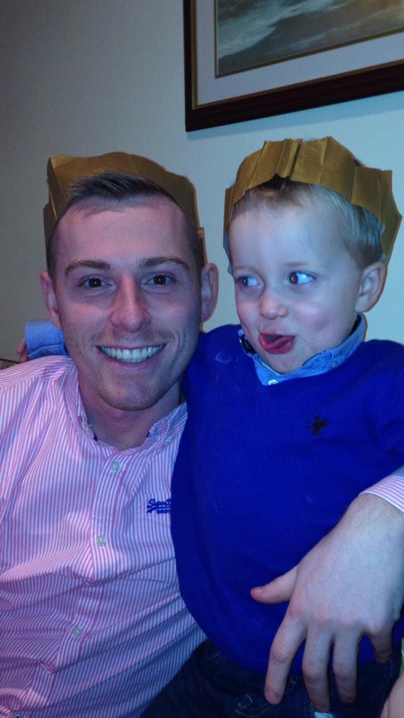 PadraigGould's tweet photo. #SubForLove #Nephew #Niece #Baaaiiissss #Philosophical  💕💕💕 @YSI_SubForLove http://t.co/6wL5grqVcg