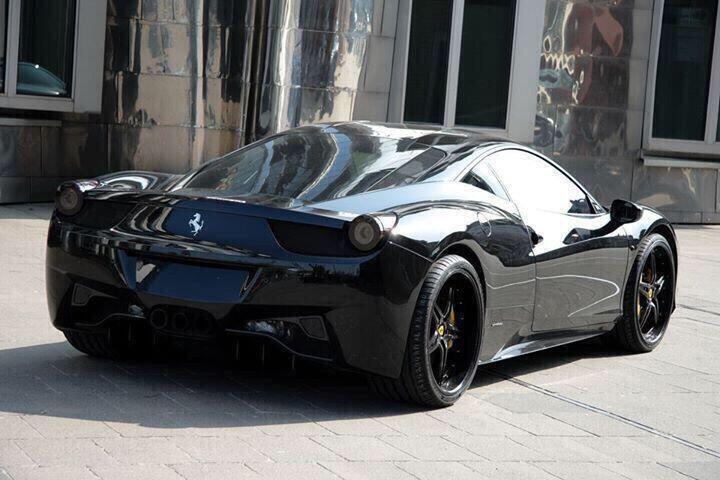 LuxuriousGoaIs's tweet photo. Lemme cop right quick  http://t.co/IQoXku5q1J