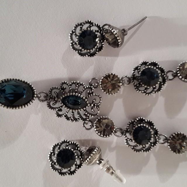 This is a beautiful set. Its not of as high quality as our usual stuff as its light and no… ift.tt/1DiQ6Oj