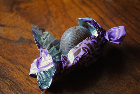 Yumvelope's tweet photo. Also coming in February-- a bunch of truffles from Alter Eco. http://t.co/png5uClvE2