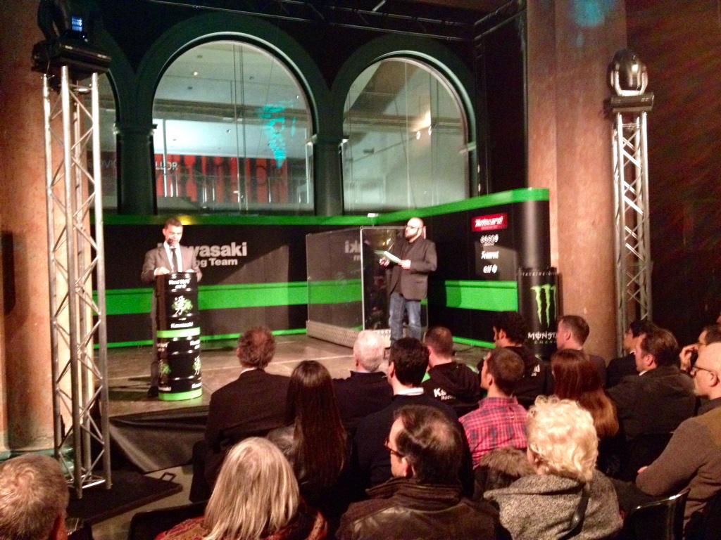 xandreu's tweet photo. Kawasaki Racing Team #SBK gestió i direcció catalana #Granollers un any més endavant germans Roda #Disproject #Provec http://t.co/CXY8ZzSDfm