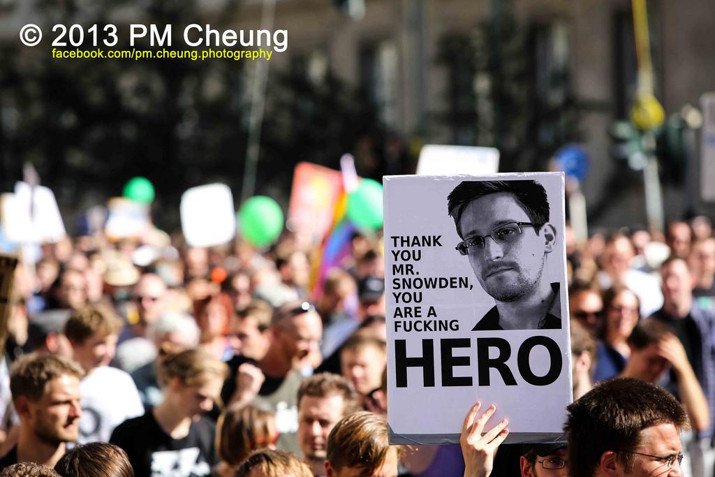 MintPressNews's tweet photo. Some Of Our Heroes: #Whistleblower Activists &amp; The Journalists Who Share Their Truth http://t.co/Ri0FR2Qa0R http://t.co/BjkQNnv54r