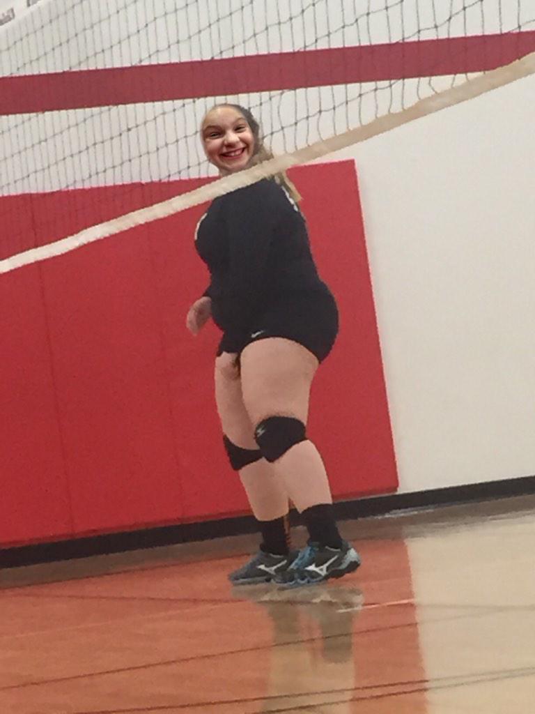 LamirandeReilly's tweet photo. When bae comes to your volleyball game @jenna_zanzig4 http://t.co/PIvm5UnYkQ