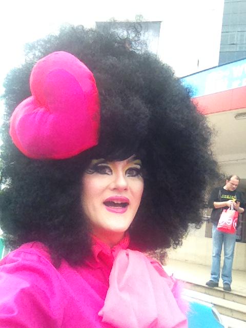 MsKittyPowers's tweet photo. I love a good selfie! Now you can take lots in my NEW minigame kittens! Make sure you check it out #KittyReveal http://t.co/Ty14Et9Hih