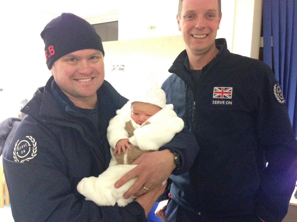PTTeamSalisbury's tweet photo. Robyn visiting the team! Youngest member I think! @SalisburyCRT @SERVE_ON http://t.co/m2tDvlN5o2