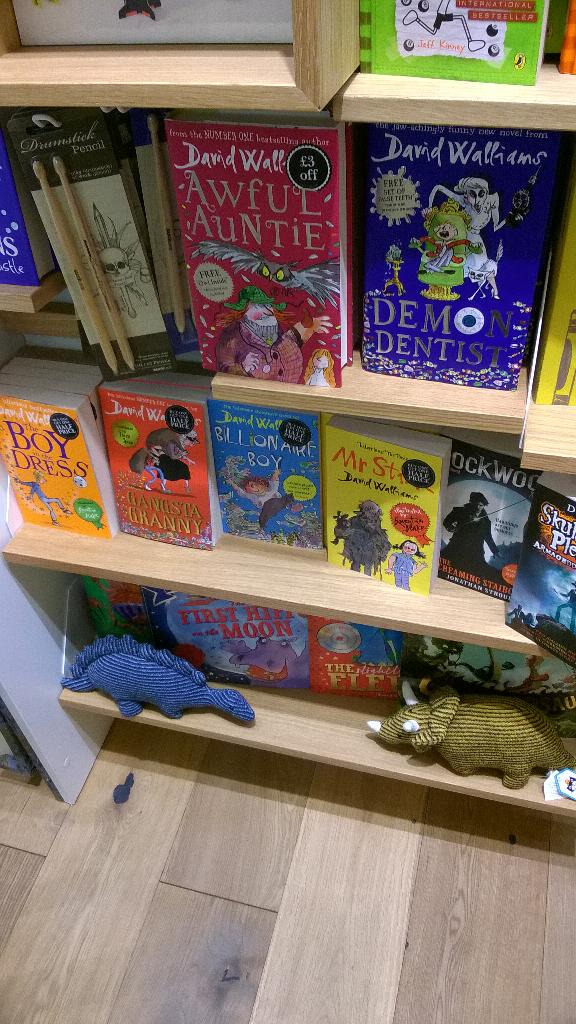 Rachel__Edgar's tweet photo. I spend too much time in book shops,I found the @davidwalliams section though @WestLanePrimary #getwalliamstowestlane http://t.co/SjnV6yaprd