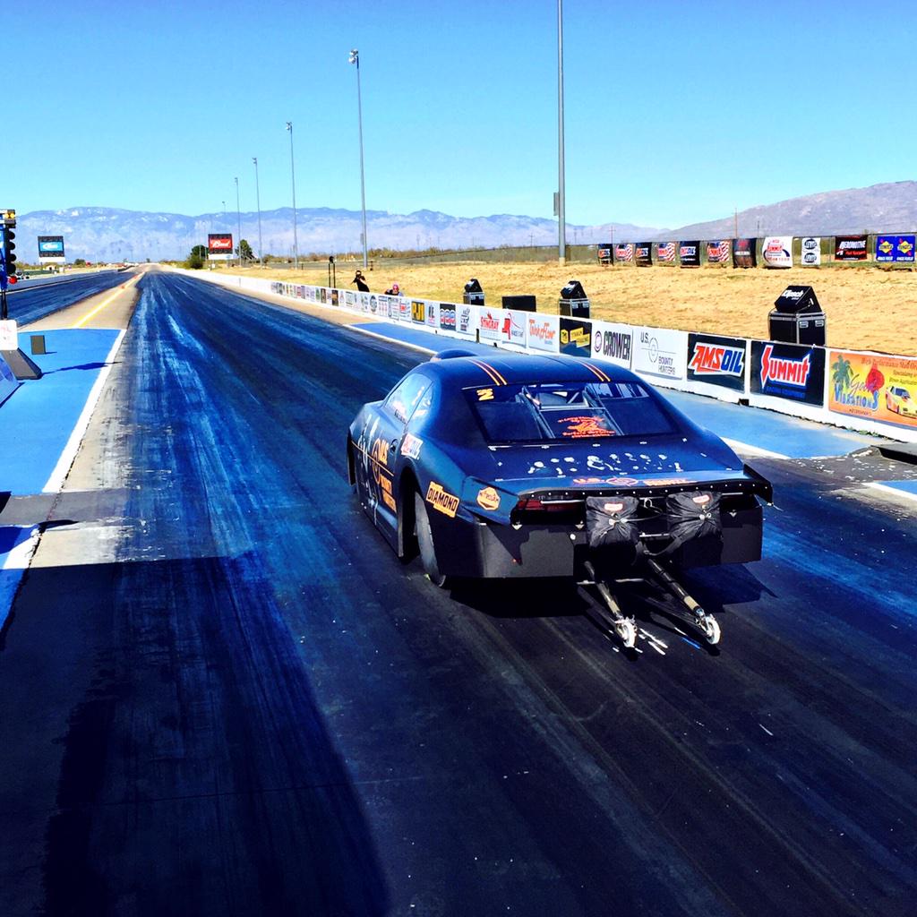 JMRittenberry's tweet photo. Back at the track... @IHRA #NitroJam John Deflorian #USBountyHunter making a test pass at @RaceSWIR @bountyenforcer1 http://t.co/zuWohJOHMA