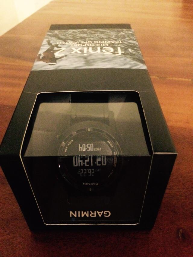 9193benjaminb's tweet image. Another delivery waiting for when I got home #Garmin #fenix2 #running #ocr