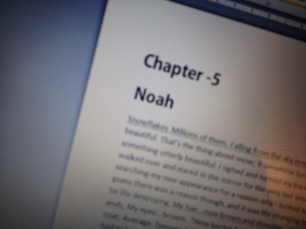 FreyaRaine's tweet photo. Well this is fun :/ writing a book for English 💭 http://t.co/VxVXaN4UxX