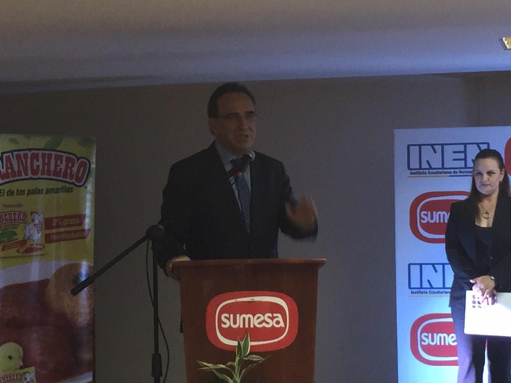 Ministro <a href="/RamiroGonzalezJ/">RamiroGonzalezJaramillo</a> "hoy se produce con calidad" <a href="/INEN_EC/">NormalizaciónEcuador</a> <a href="/agustinortizc/">Agustín Ortiz Costa</a> <a href="/SumesaEc/">Sumesa</a>