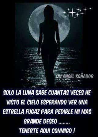 Lucero_Azul15's tweet photo. Solo la luna... http://t.co/WU4Ia4m2Xi