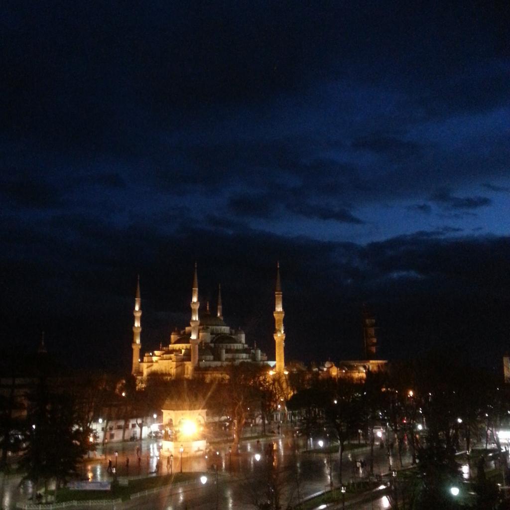 guidesistanbul's tweet photo. http://t.co/VQWDtyQdzd