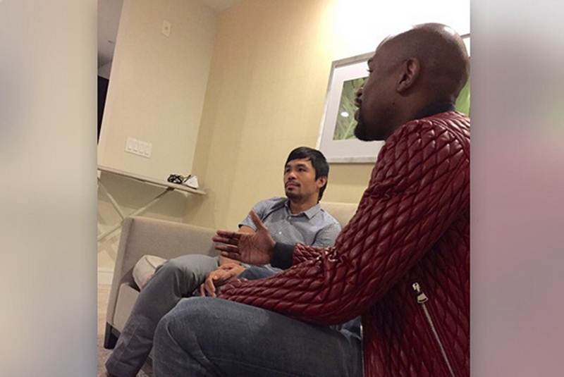 UnivDeportes's tweet image. .@FloydMayweather y @MannyPacquiao se reúnen para definir pelea eluni.mx/1v2BRGg