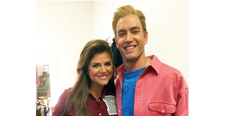 usweekly's tweet photo. Zack and Kelly forever <3 #SavedByTheBell http://t.co/UTh0gysMhR http://t.co/oSy1qRxcKx