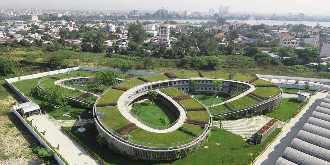 BusinessInsider's tweet image. Architecture fans have decided that these are the 14 coolest new buildings on the planet read.bi/1vv4pxW