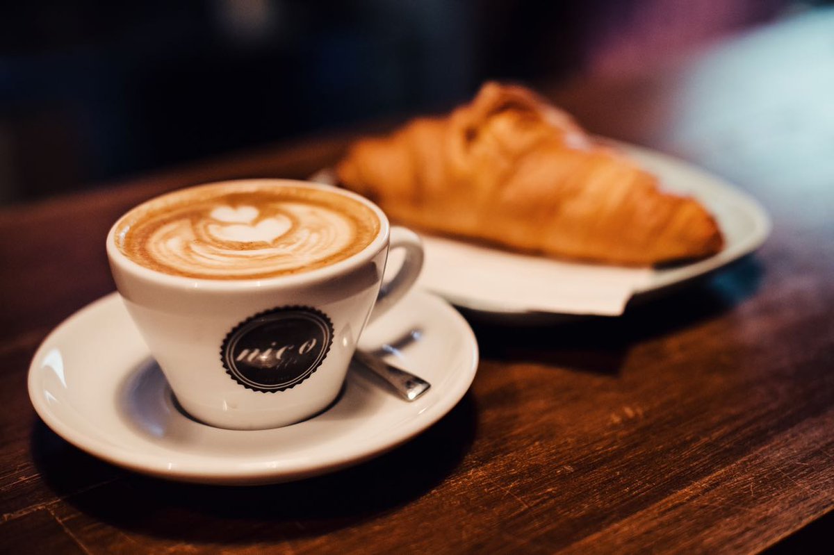 nicopresov's tweet photo. Croissant &amp; Cappuccino #nicocaffe http://t.co/2teLS0S1yf