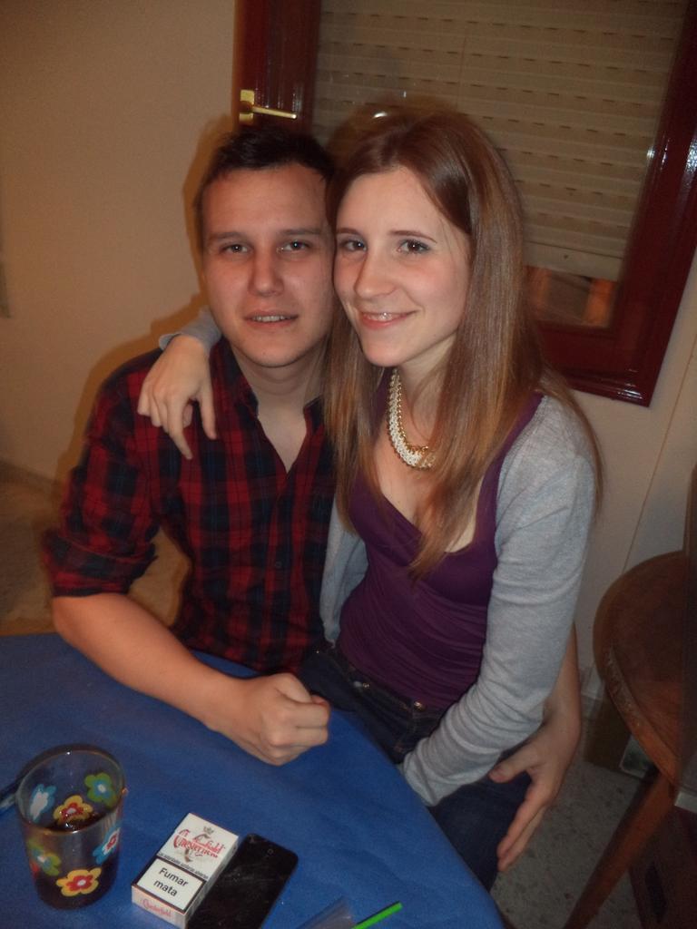virgi_ove's tweet photo. Mi felicidad tiene nombre y apellidos!!! Pero como se puede kerer tanto a alguien... http://t.co/4jl13vozBm