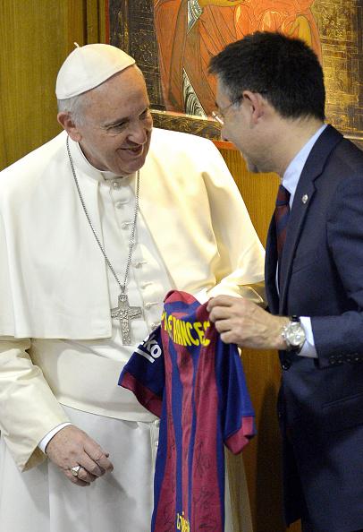 elchiringuitotv's tweet image. . @fredhermel: "Hasta con el papa tienen que hacer política separatista. Es una ENFERMADAD". #ElChiringuitoDeNeox