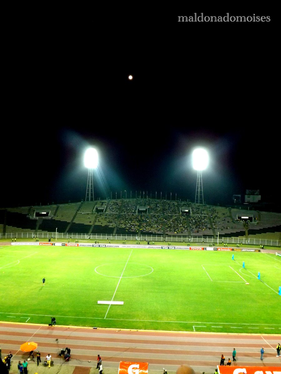 MaldonadoMoises's tweet image. ¡¡IMPECABLE!! Así lucia el gramado para Copa Libertadores en Pueblo Nuevo.