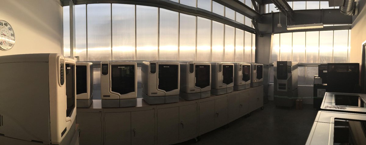 The Magic Box digital fabrication lab is officially open! 4,000sq.ft. of magic @sciarcnews sciarc.edu/magicbox.html