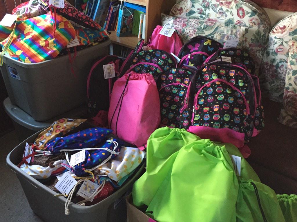 TandBFoundation's tweet photo. We made an additional 112 #PatientPouches today thanks to all the donations we've received! http://t.co/YRlbmT9R01