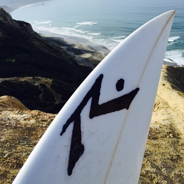rustysurfboards's tweet photo. Josh Kerr, heading down to one of the best spots in SD.

#ourkind
Rusty Surfboards: http://t.co/M4FKWxfrbG http://t.co/AifCOonuHf