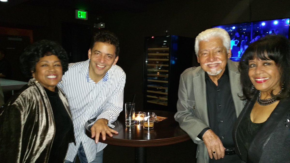 AAHBigDawg's tweet photo. Friday Feb.13 2015 Join @FredBronson @SupremePartners @susaye @yne10 @SheilaEdrummer &amp; Friends http://t.co/ppwKShg9sM http://t.co/oEeuarTte3