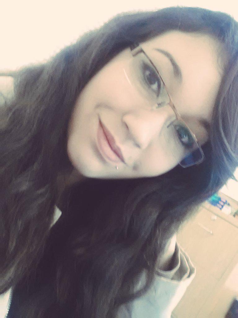 monybow's tweet image. Ni se me nota lo desvelado