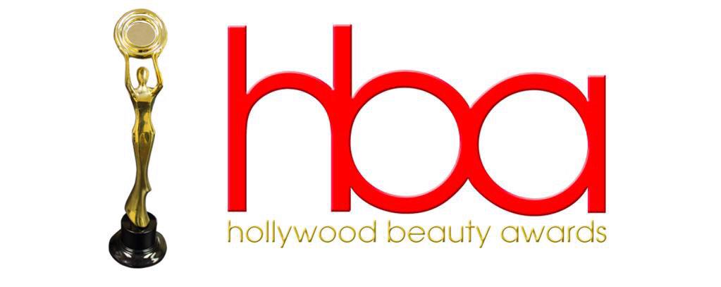 EmmaCHOUSSY's tweet photo. @pachamara tu as vu je suis nominée aux #HBAs #hollywoodbeautyawards ! http://t.co/1O1F7bhHKo