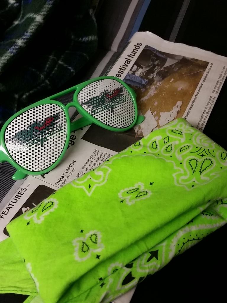 VanyaKoepke's tweet image. Doing whatever it takes to win! We are a #Phoenix family! #BeatMilwaukee #GoPhoenix @gbb4uwgb @gbphoenixmbb #Dagger