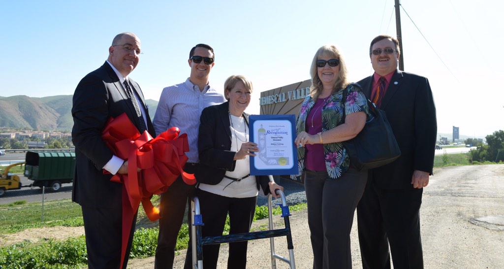 Proud to rep @GoRivcoEDA and partner with <a href="/SupJeffries/">Kevin Jeffries</a> in bringing recognition to the community of #TemescalValley.