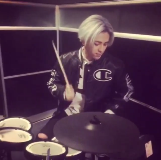 dearfulongfei's tweet photo. [INSTAGRAM] 150204 ja521:

http://t.co/JnP3T0qt3p http://t.co/TPvzXBnIbr