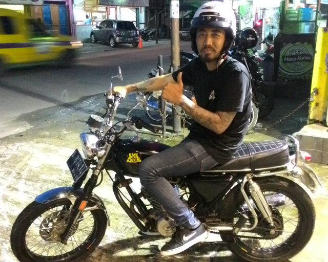Obet_chris's tweet photo. Stay cool with @HeroineExp \m/ http://t.co/x6VAgKwOi5