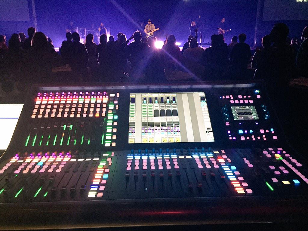 RodneyWegemer's tweet image. Oh yeah, I got goosebumps mixing tonight on this little beauty...#SSL